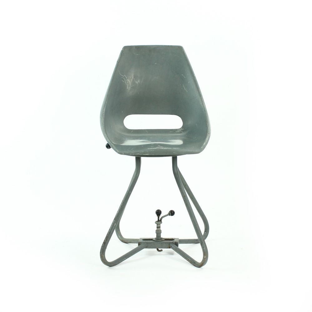Grey Fiberglass & Metal Tram Chairs By Miroslav Navratil For Vertex, 1960s photo vinterior