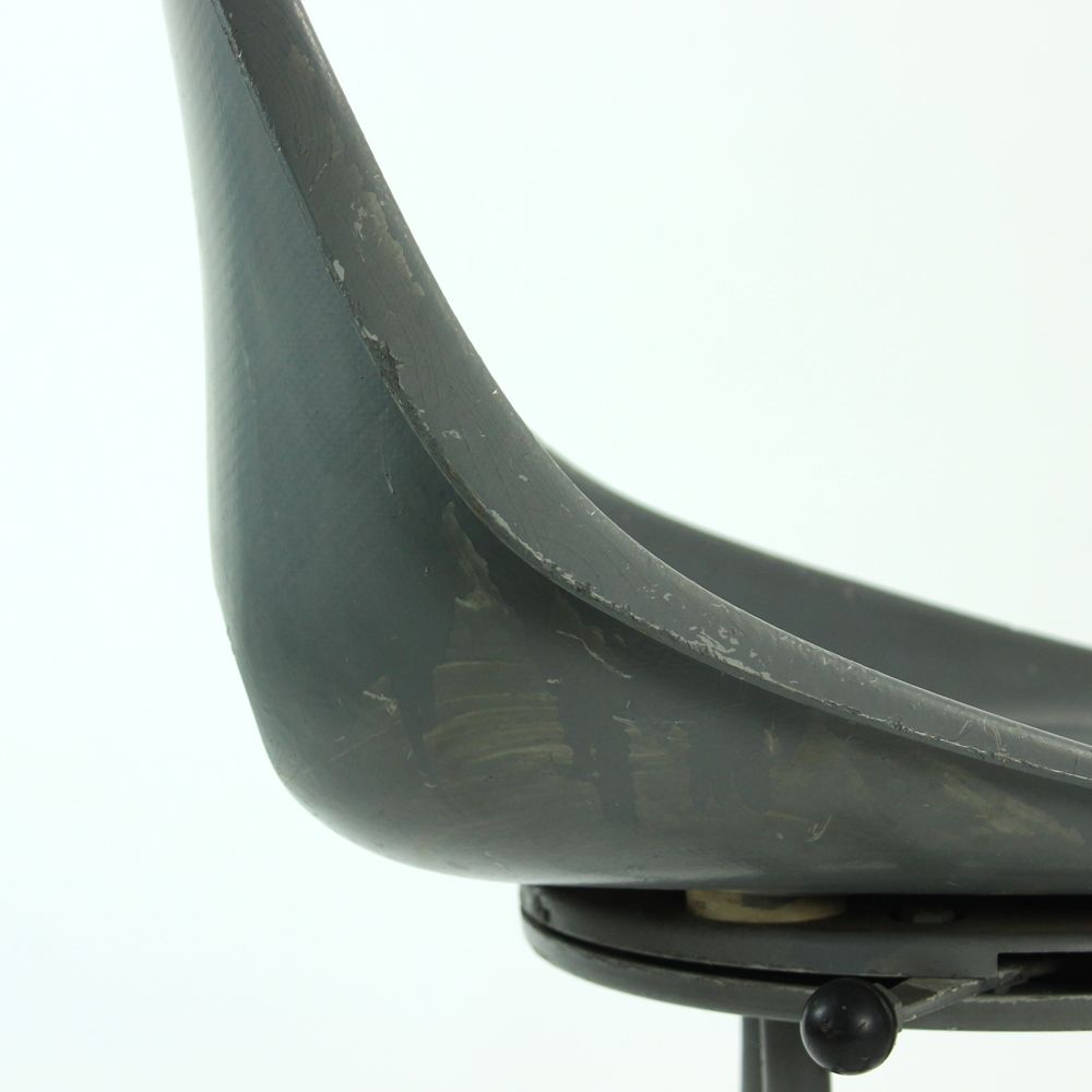 190.0 Grey Fiberglass & Metal Tram Chairs By Miroslav Navratil For Vertex, 1960s photo