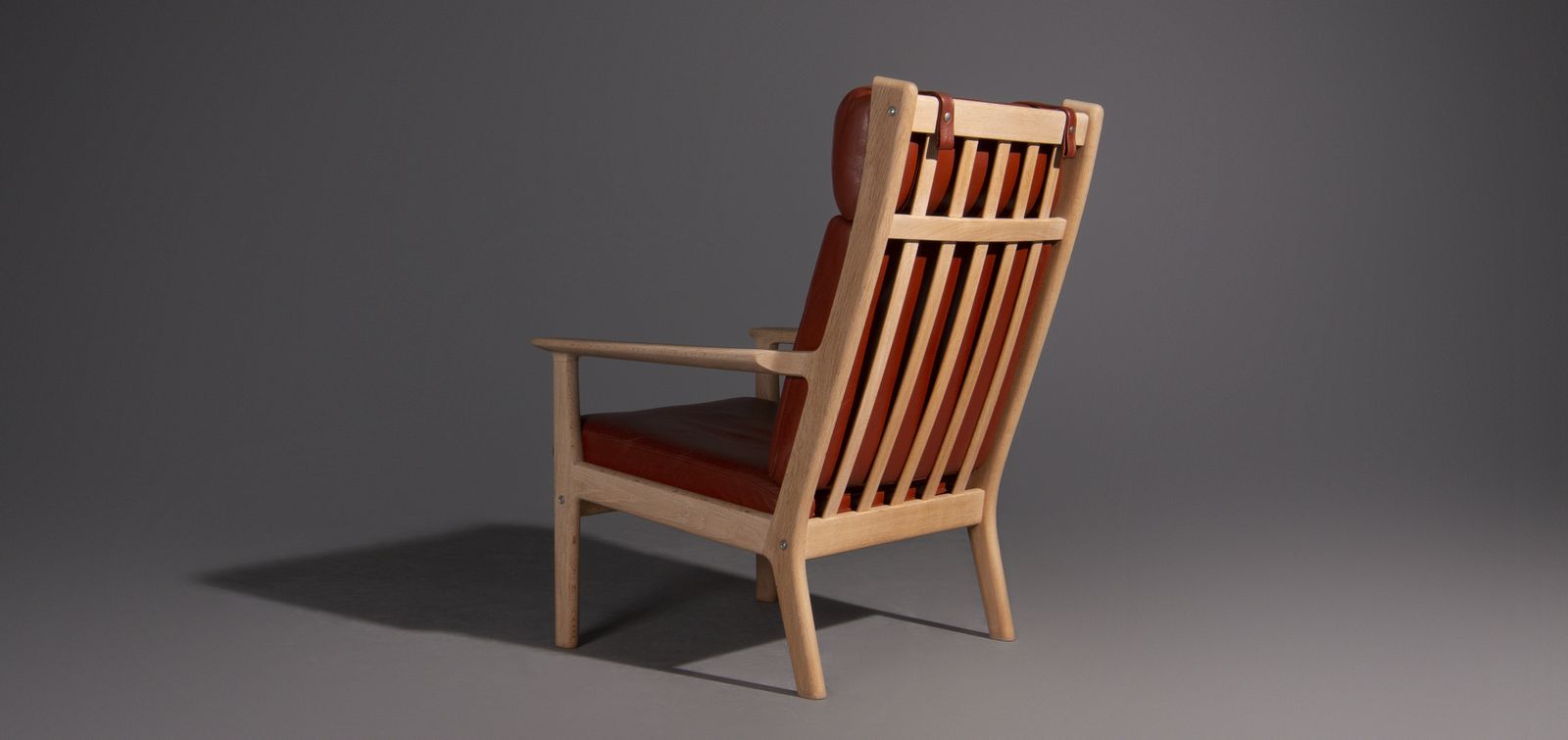 Hans J. Wegner Armchair Model Ge265, Reddish Brown Leather photo for sale