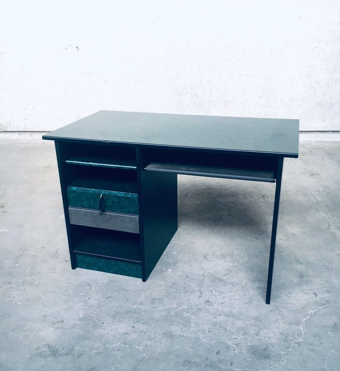 Memphis Style Small Computer Desk By Gautier, France 1985