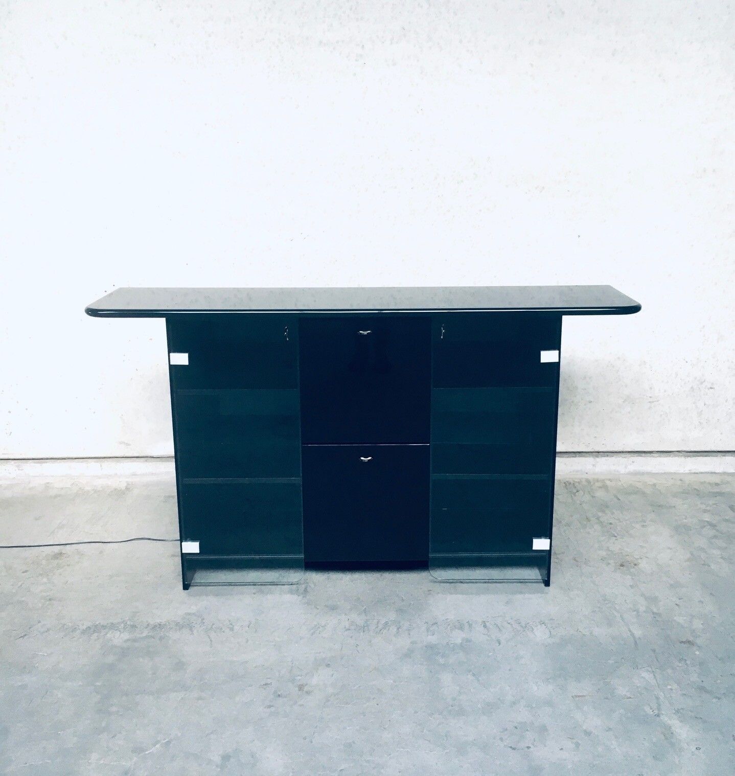 Postmodern Design Highboard Barkast Van Luigi Saccardo Voor Gasparello, Italië, Jaren 1980 photo buy
