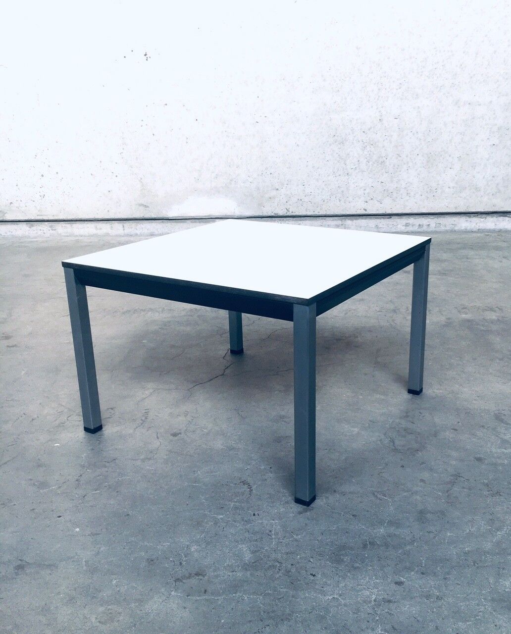 Mcm Square Facet Salontafel Door Friso Kramer Voor Ahrend De Cirkel, Jaren 1970, Nederland