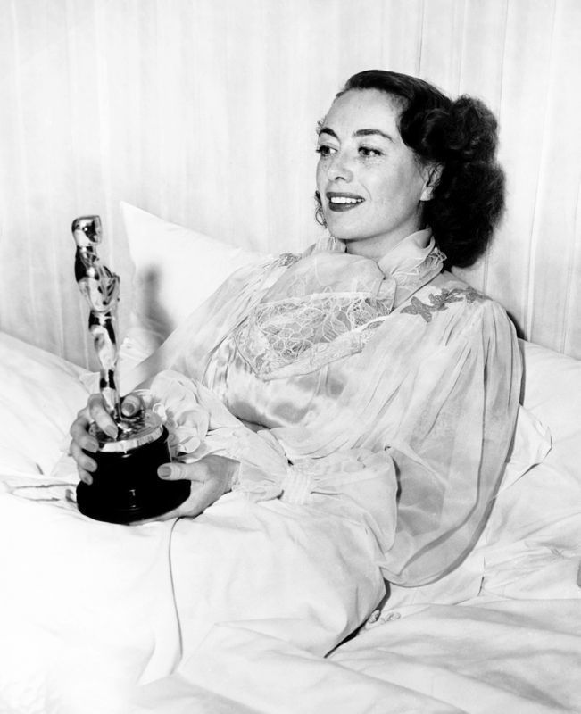 'Joan Crawford In Bed With Oscar' Oversize Archival Pigment Print Unframed