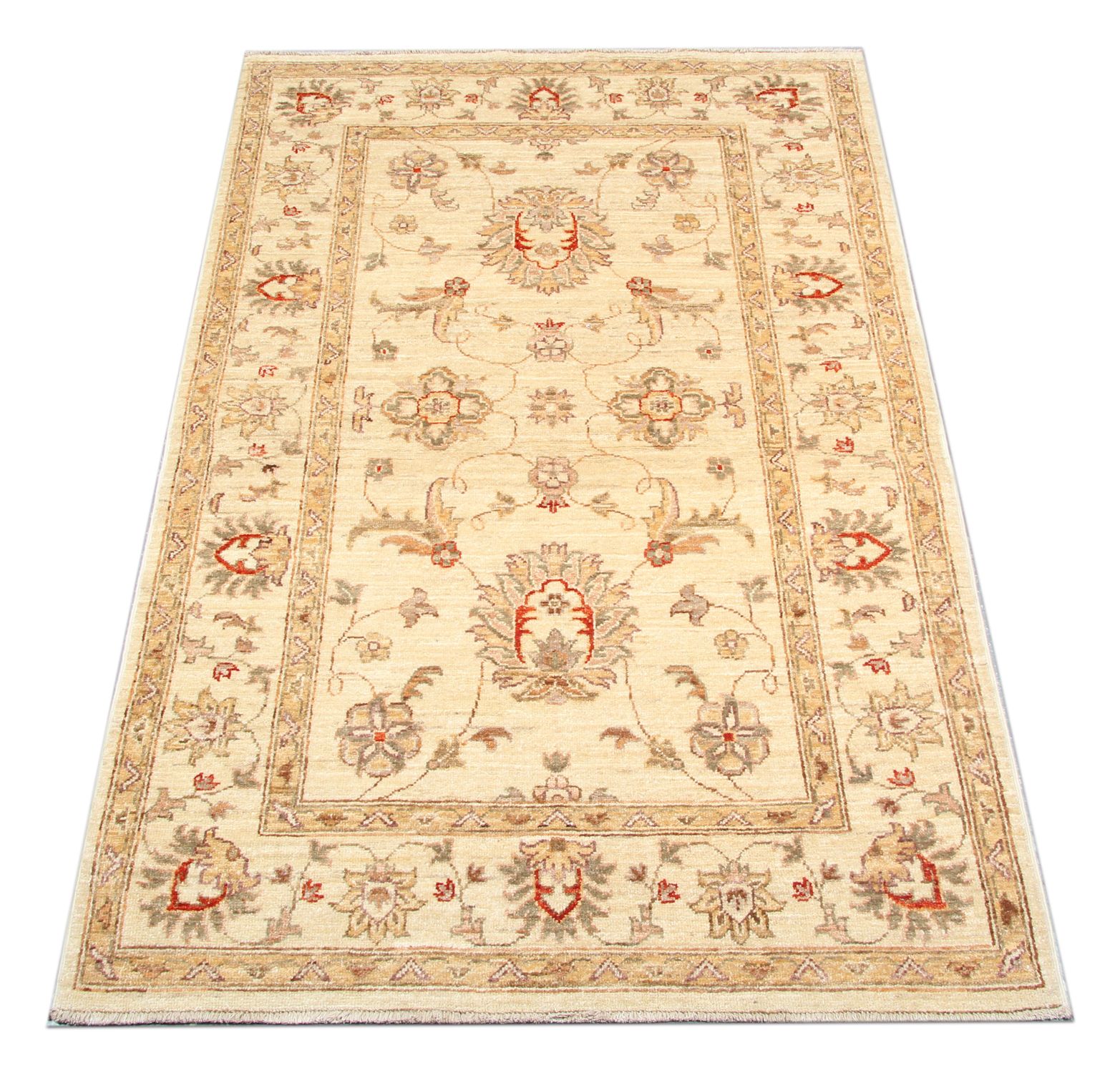 Small Oriental Ziegler Sultanabad Rug, Traditional Cream Wool Floral Rug 100 X 147 Cm photo furniture
