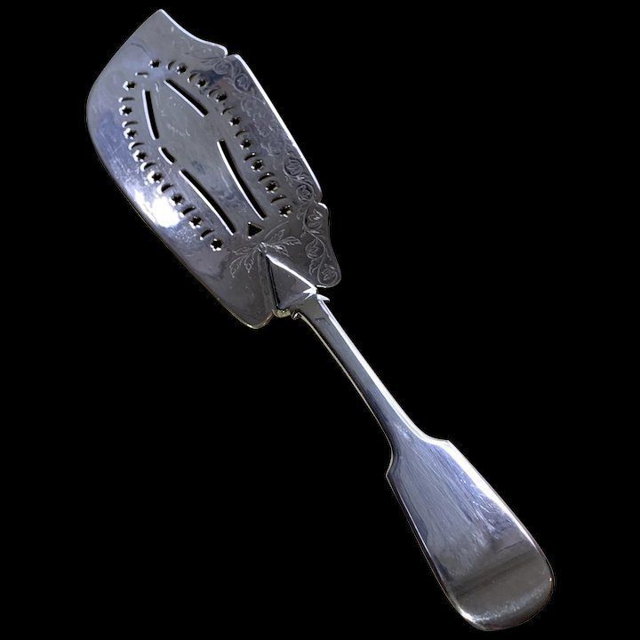 A Silver Plated Fish Slice ,Maker Israel Yudemas C1910