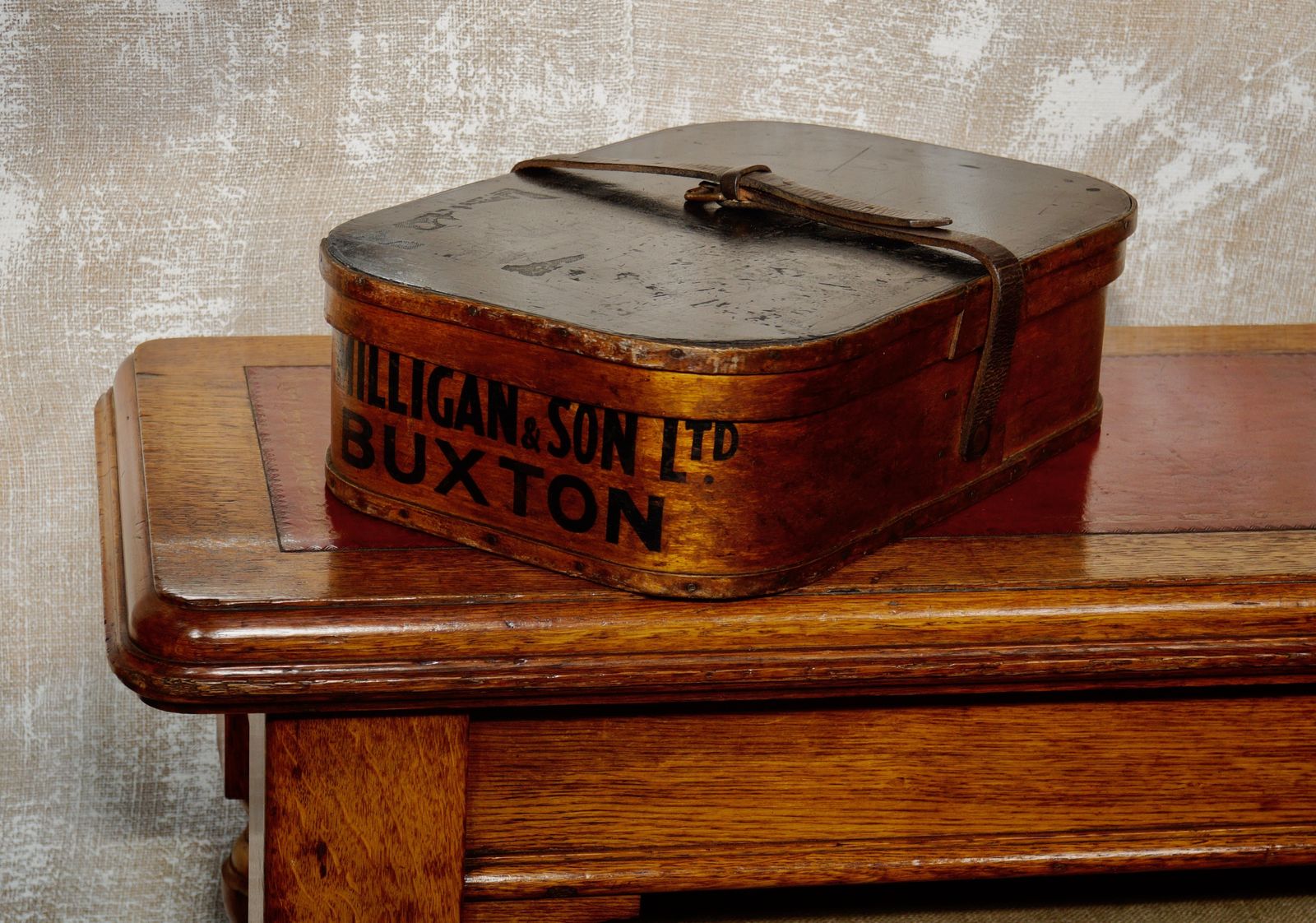450.0 Edwardian Clements, Newling & Co Bent Wood Drapers Box photo
