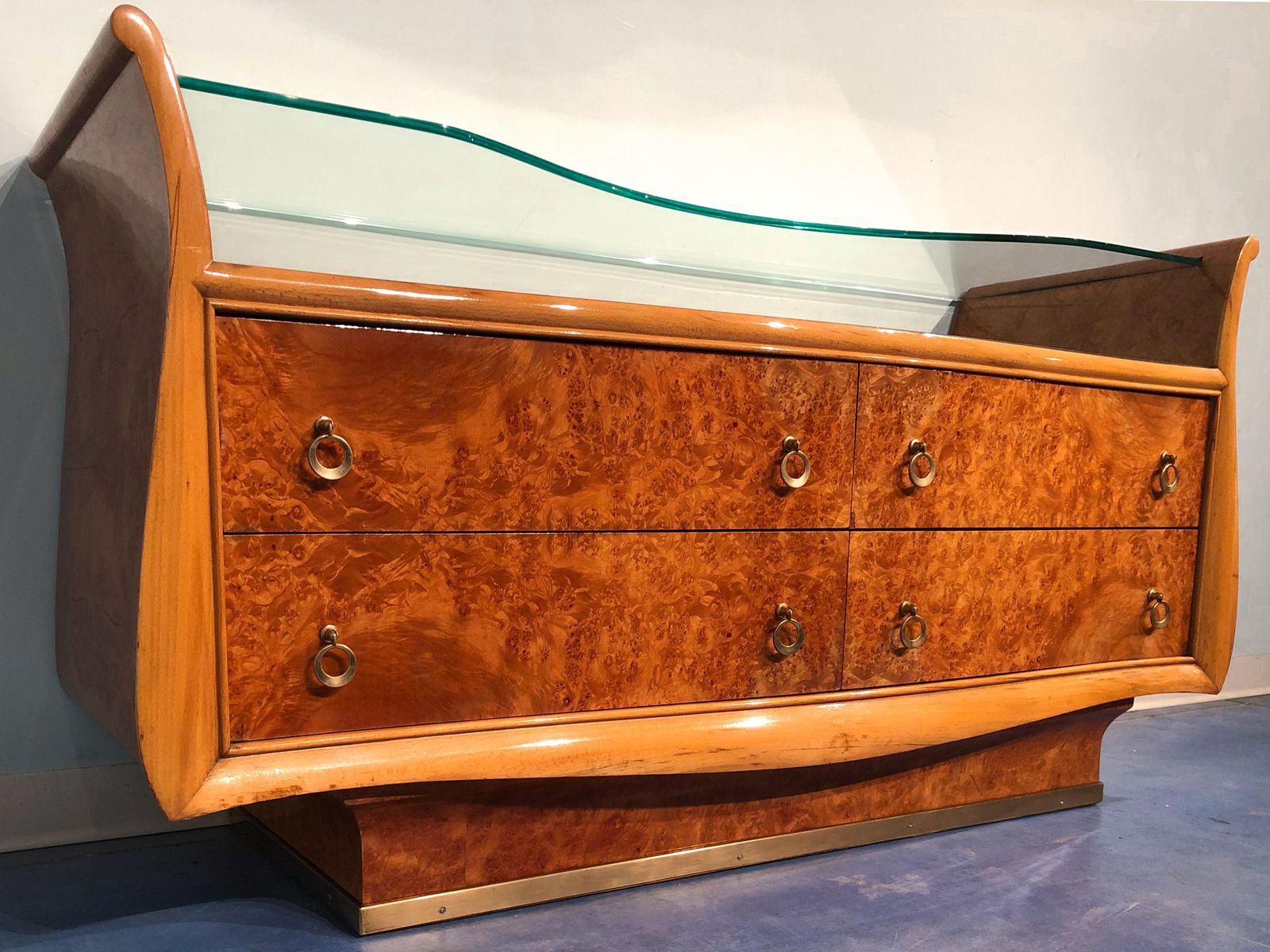 Italian Mid Century Modern Chest Of Drawers In Birch Briar Root, 1950s photo for sale