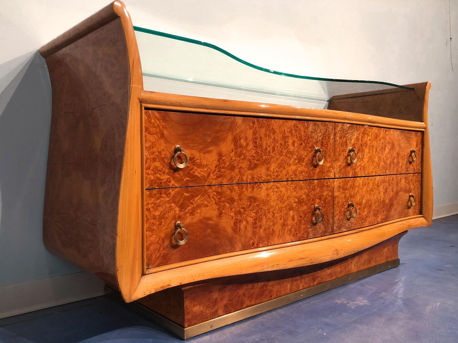 photo vintage Italian Mid Century Modern Chest Of Drawers In Birch Briar Root, 1950s