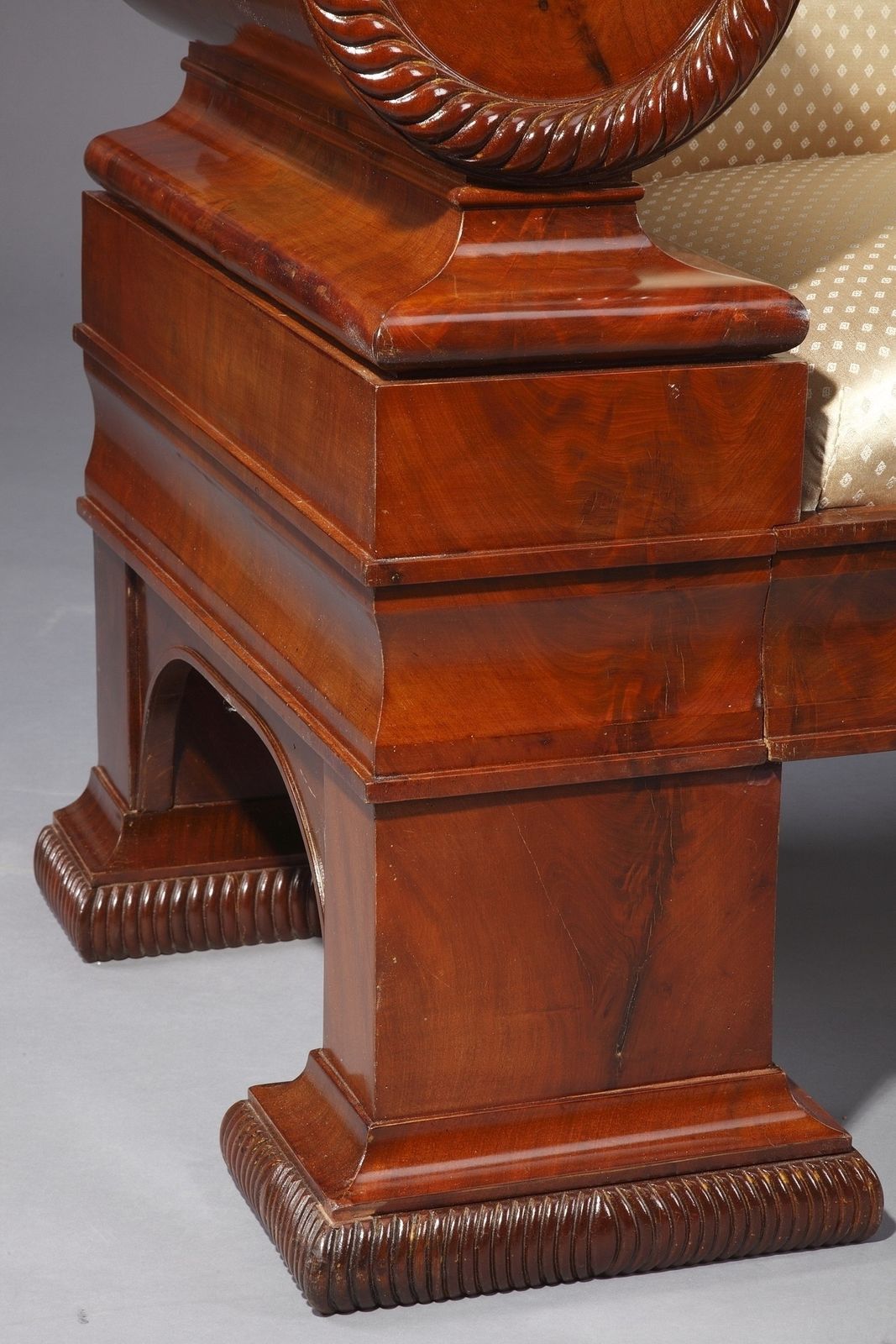 photo vinterior Canapé Biedermeier en acajou, Autriche, 1830