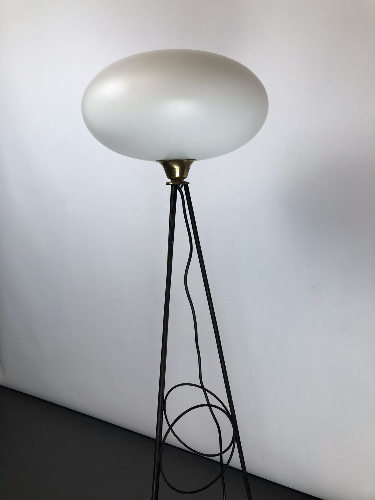 2444.87 Stilnovo, Iconic Italian Brass, Lacquer And Triplex Opaline Glass Tripod Lamp From 50s photo