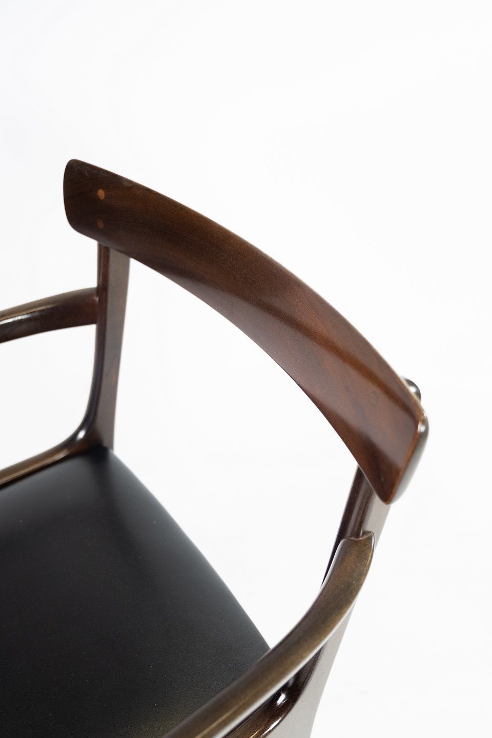 A Pair Of Rungstedlund Armchairs In Mahogany And Uppolstered In Black Leather, By Ole Wanscher And P. Jeppesen. photo Furniture