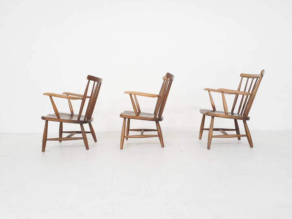Scandinavisch Moderne Fauteuils Met Spijlenrugleuning, Ca. Jaren 1960 photo for sale