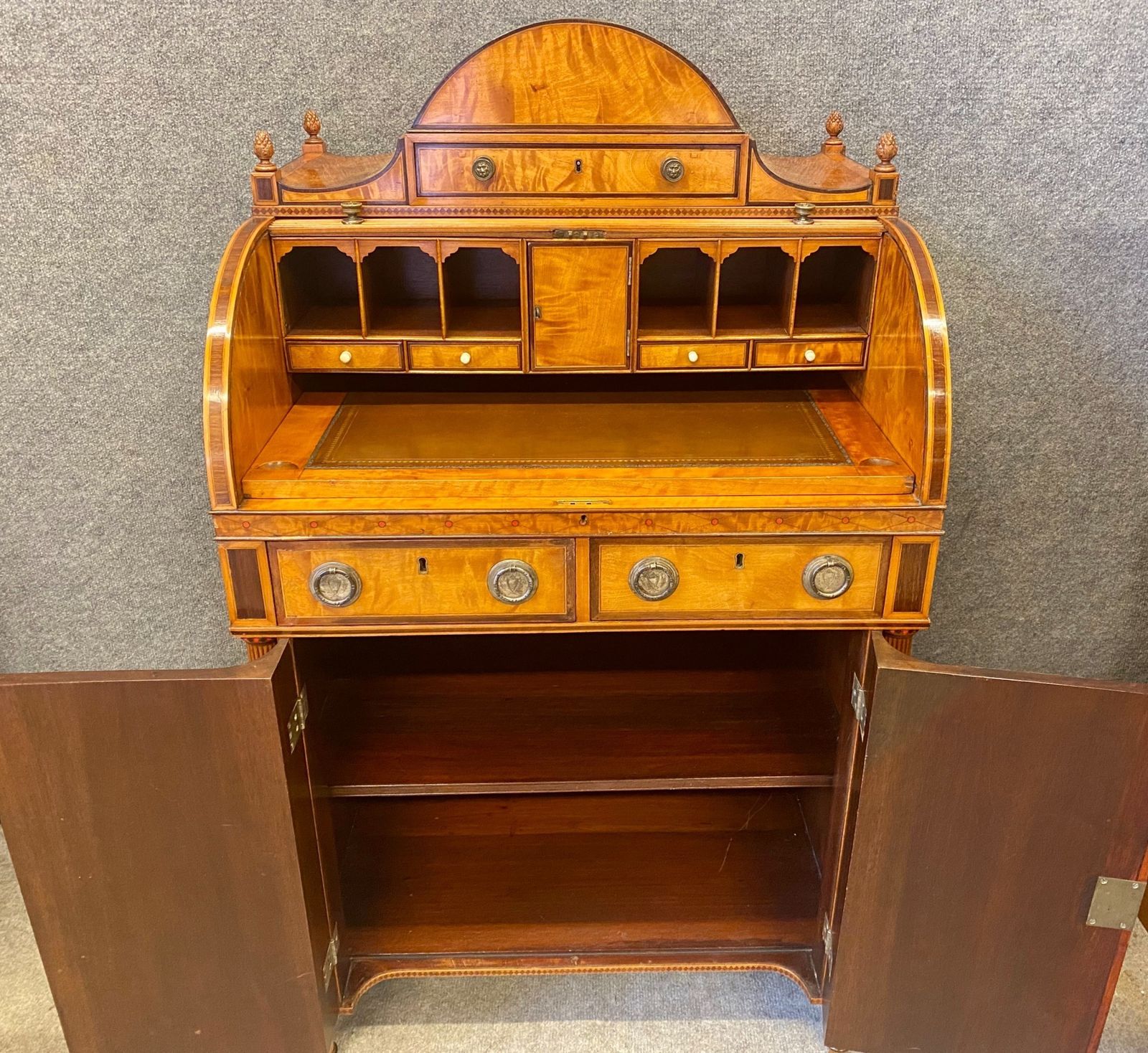 Fine George III Satinwood Ladies Desk photo 6050.0