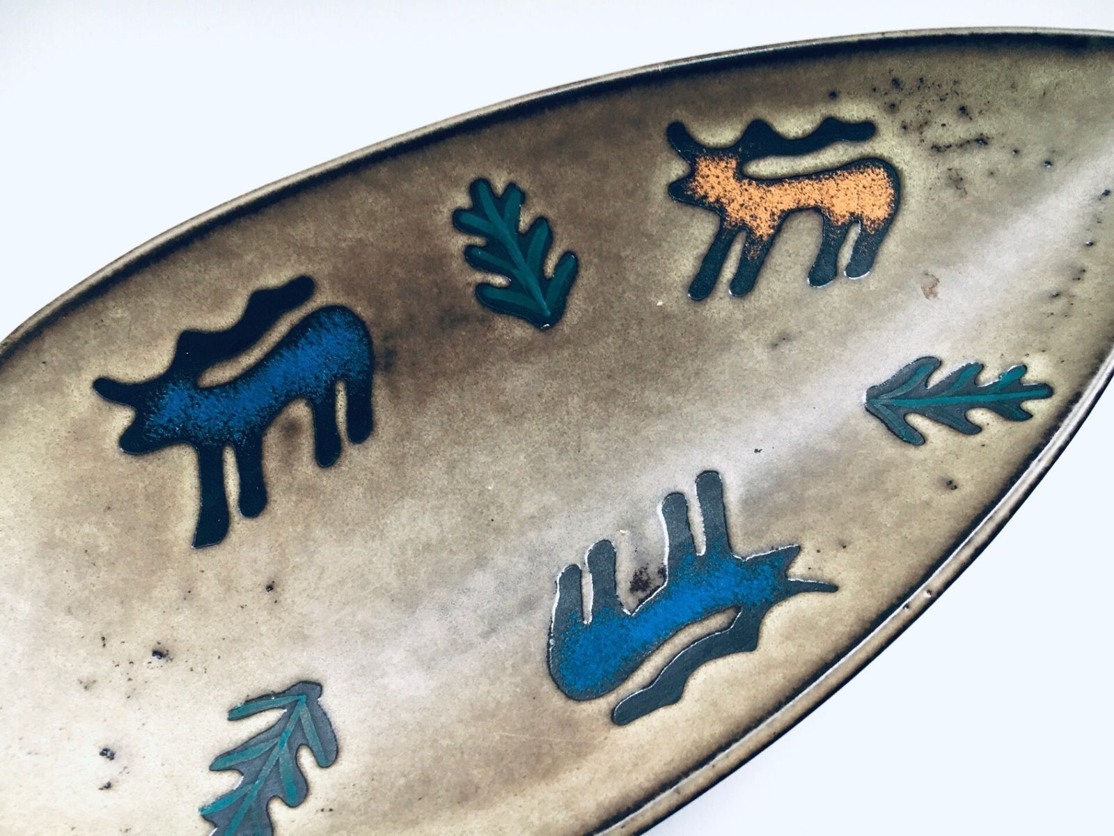 Mid Century Modern Kunstaardewerk "Deer" Schaal, West Duitsland Ca. Jaren 1960 photo Woonaccessoires