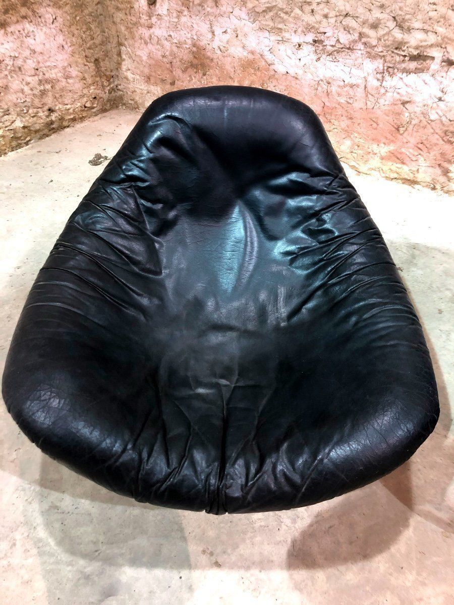 Pair Of Large Italian Armchairs In Leather And Fiberglass photo furniture