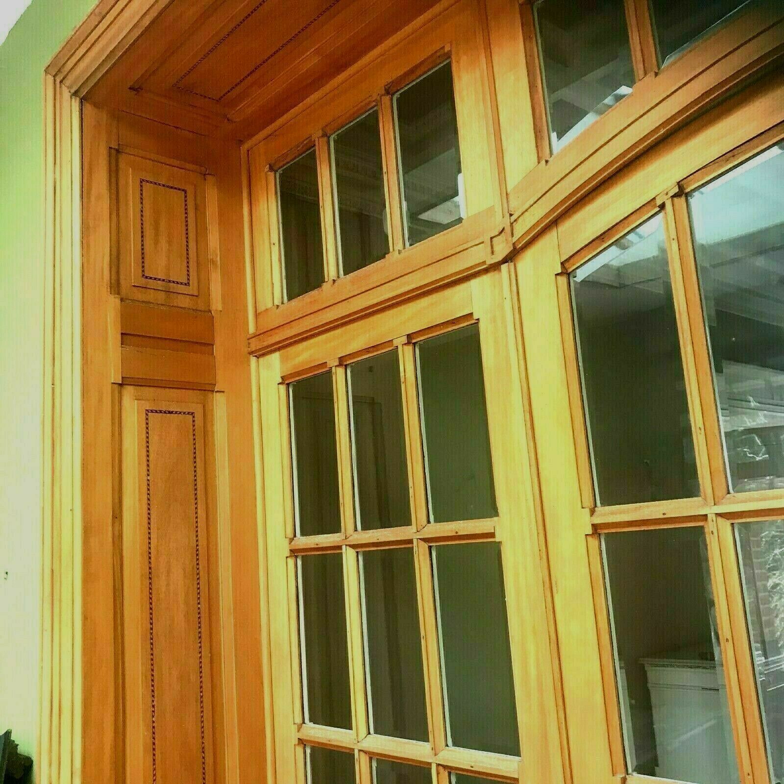 Four Leaf Partition Door And Transom In Natural Wood Bevel Tile photo Home Fixtures