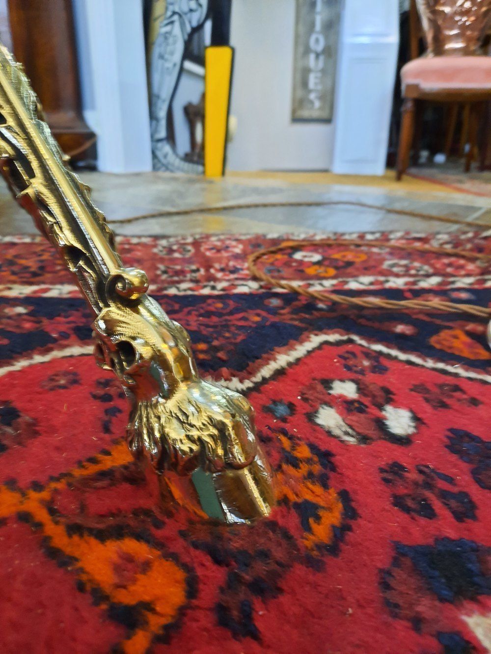 Victorian Brass Extending Standard Oil Lamp photo Lighting
