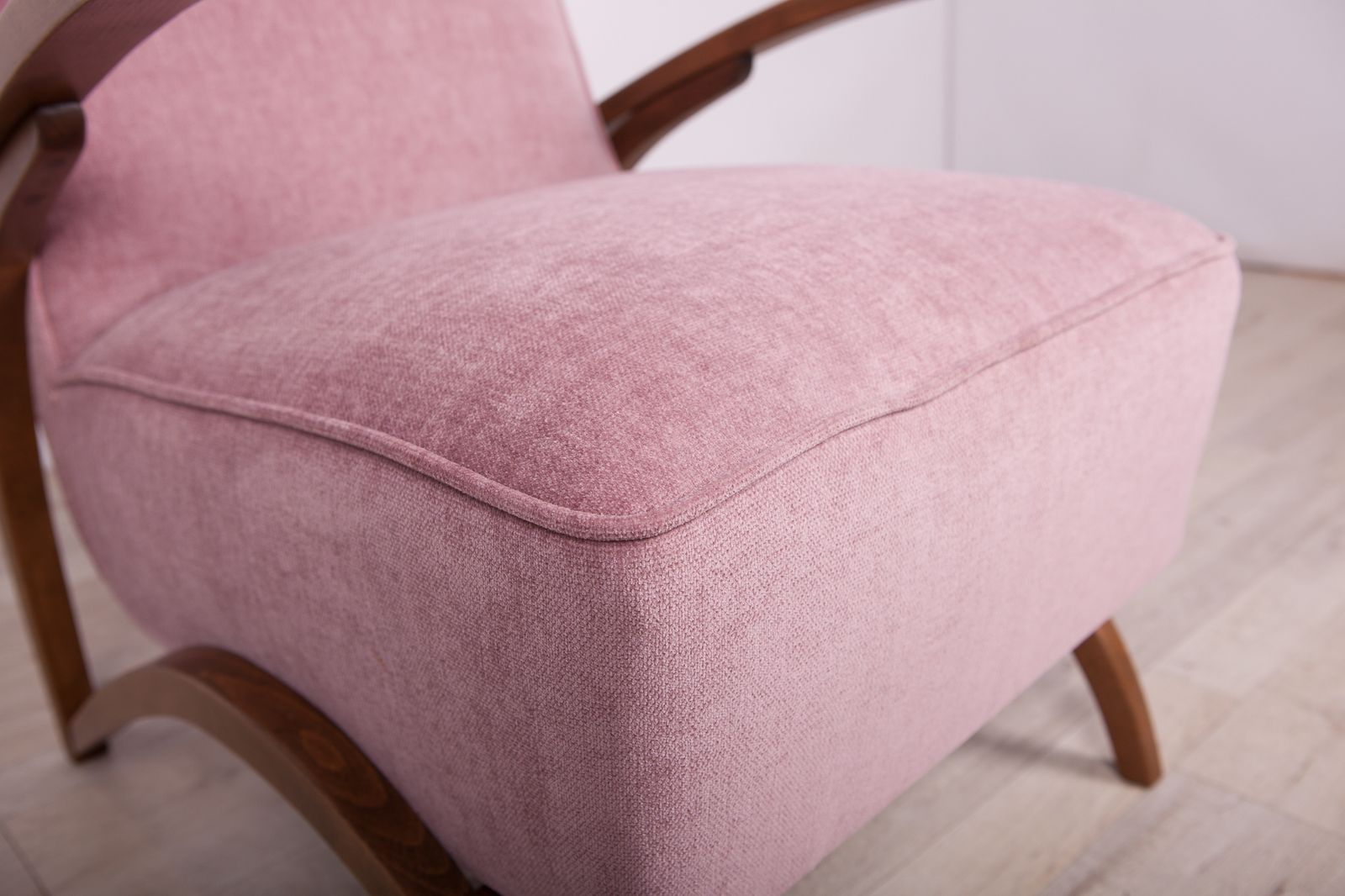 photo furniture Armchairs By Jindřich Halabala For Up Závody, 1920s, Set Of 2