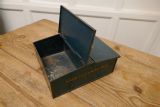 Dark Green Garrison Shoe Cleaning Tin photo 234.0