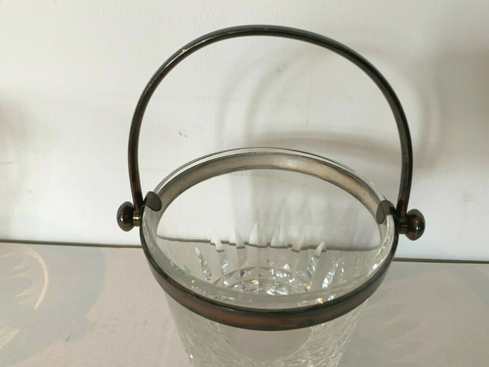 Ice Cube Seal In Cut Crystal From The House Of Baccarat, 20th Century photo for sale