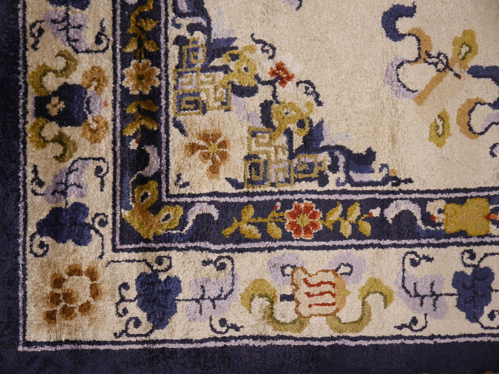 Mid Century Chinese Silk Rug, 1950s photo vinterior