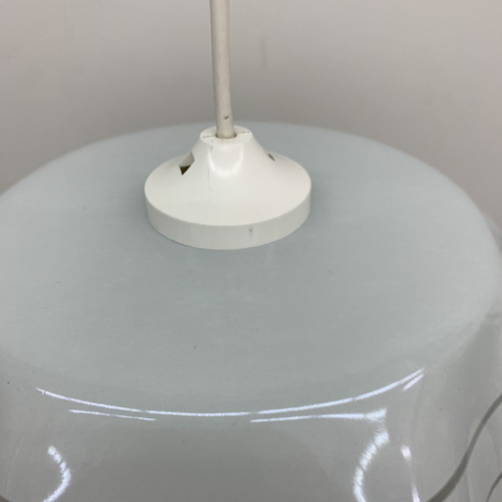 Mid Century Minimalist Gevouwen Glazen Hanglamp, Jaren 1980 photo 349.68