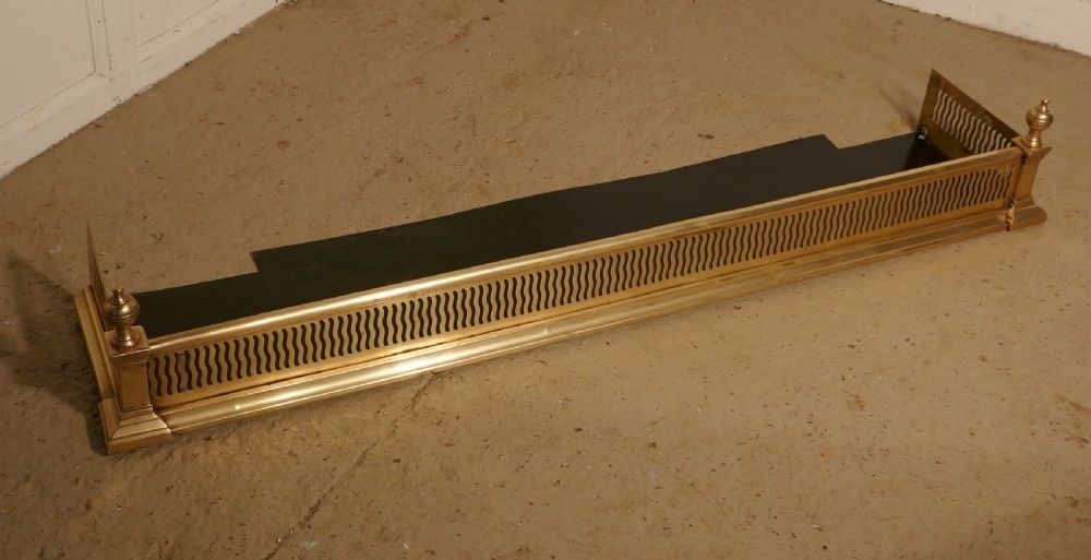 Small Victorian Pierced Brass Fender