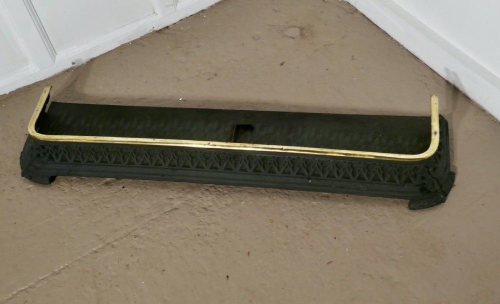 Arts And Crafts Victorian Heavy Brass And Iron Fender