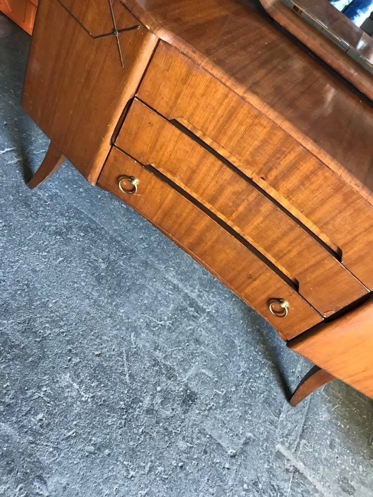 Dressing Table, 1950s photo furniture