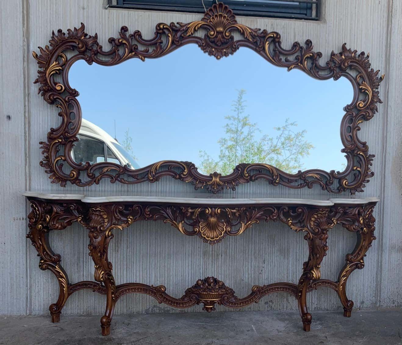 photo furniture Console baroque espagnole du XXe siècle en noyer sculpté, ormolu et marbre