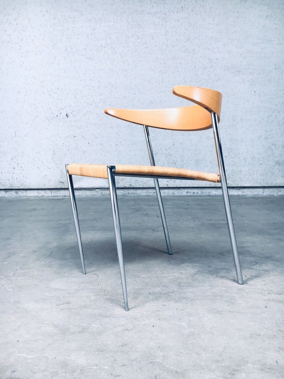 Postmodern Design Stoel Van Pierantonio Bonacina, Italië Jaren 1990 photo Meubels
