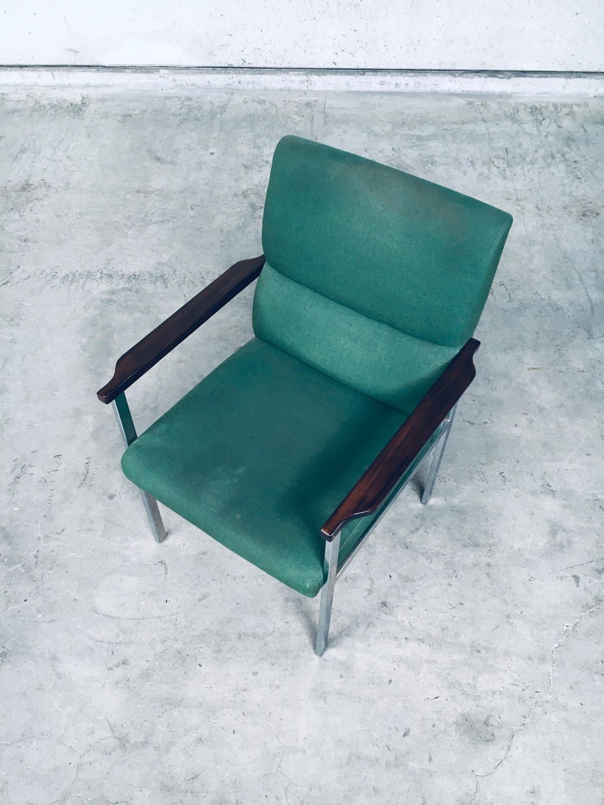 photo furniture Midcentury Modern Design Pair Of Office Arm Chairs By Brune, Germany 1960s
