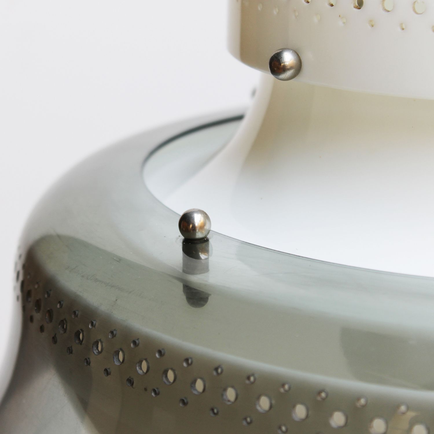 photo furniture Hanglamp Kd14 Van Sergio Asti Voor Kartell