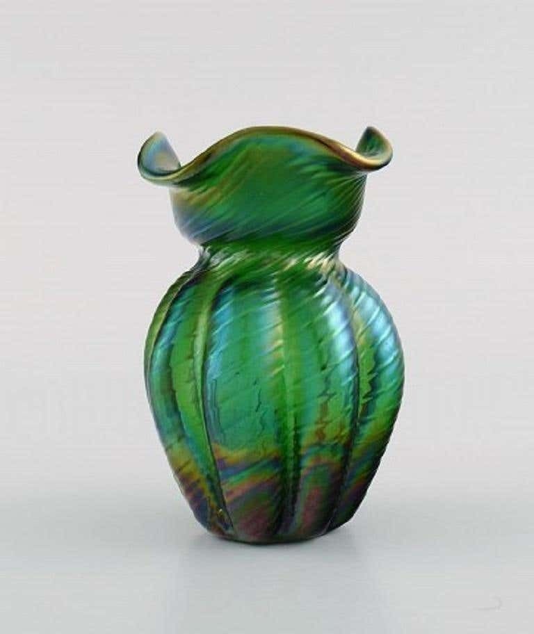Pallme König Art Nouveau Vase In Green Pressed Art Glass, App. 1900 photo furniture
