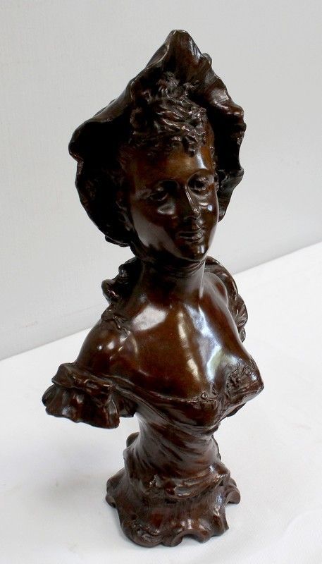 Bronze "Woman With A Hat", By Meslais, Early 20th Century photo furniture