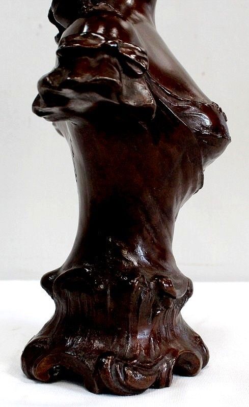 photo vinterior Bronze "Woman With A Hat", By Meslais, Early 20th Century