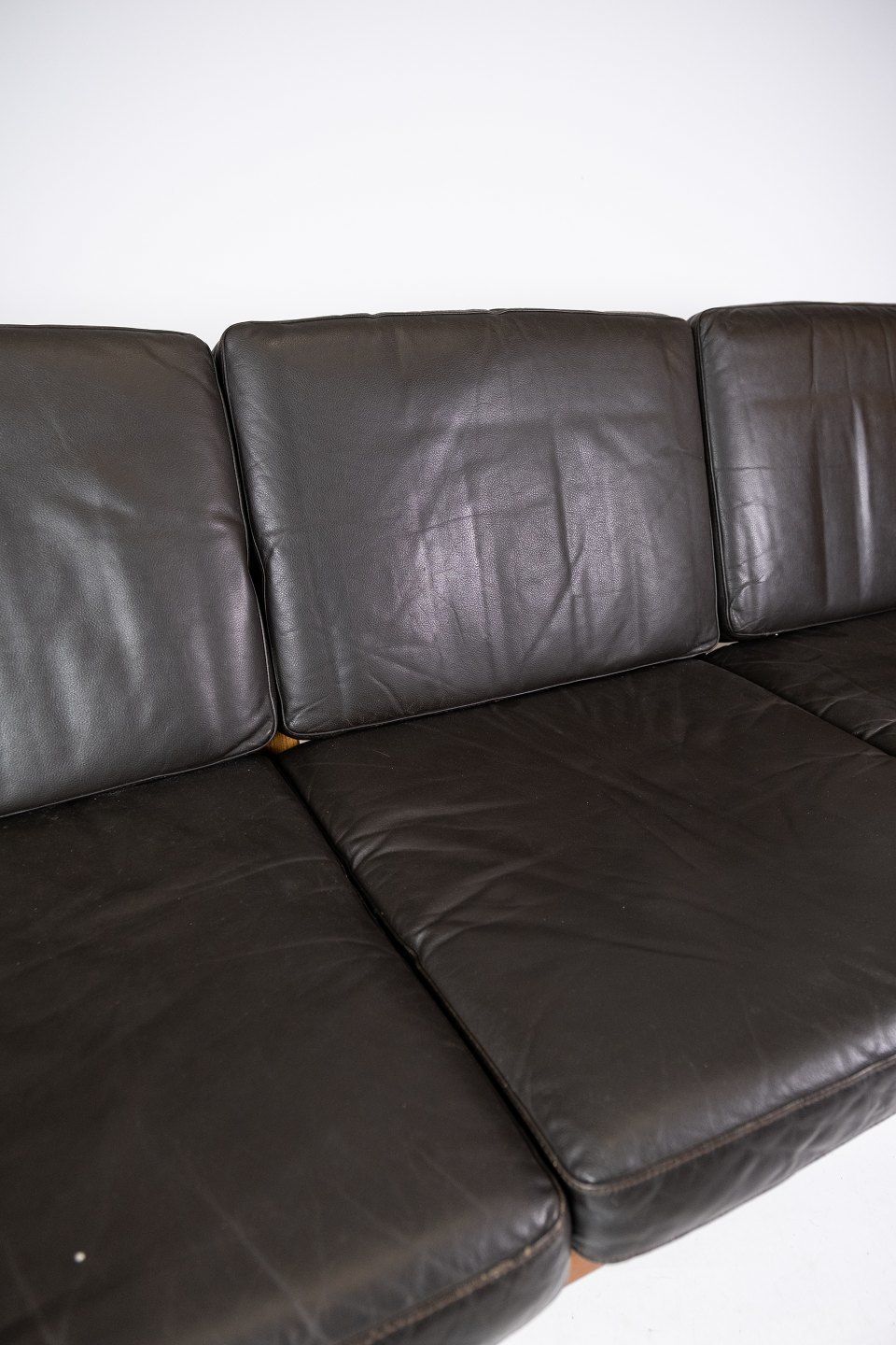 Three Seater Sofa In Teak And Upholstered With Black Leather, Designed By Arne Vodder And Manufactured By Komfort In The 1960s. photo 3445.0