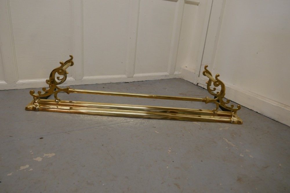 Large Victorian Art Nouveau Brass Fender