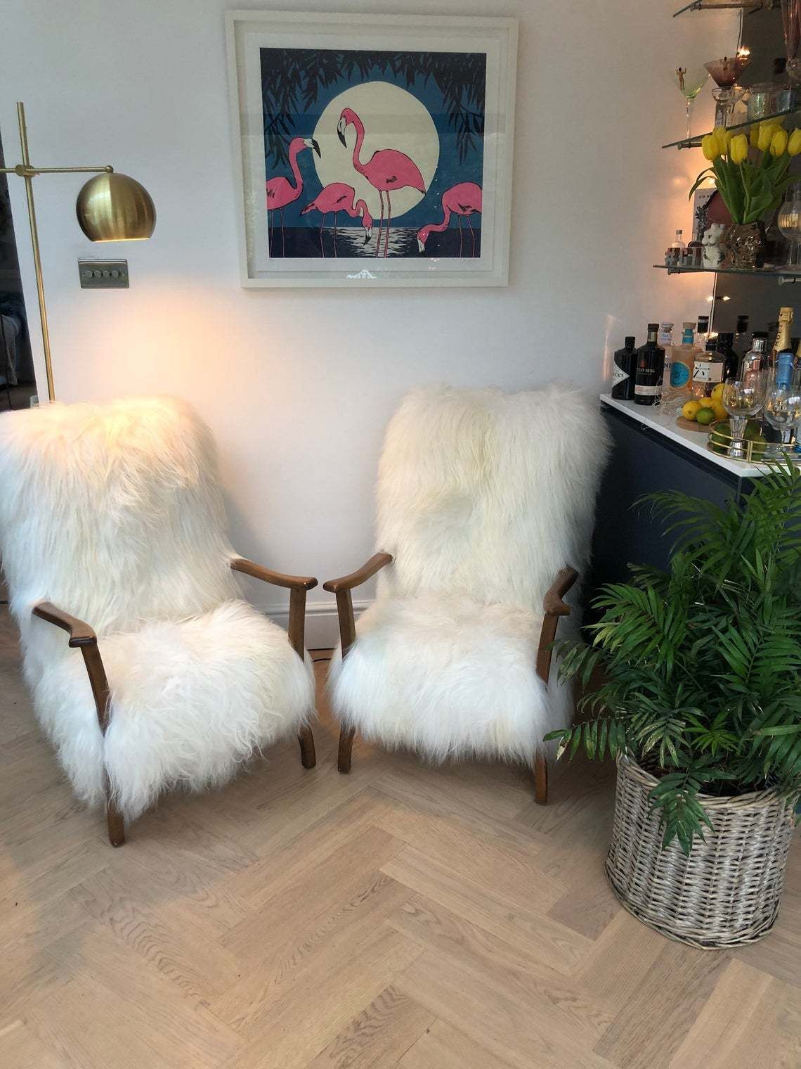 Mid Century Icelandic Genuine Sheepskin Luxury Chair, White photo furniture