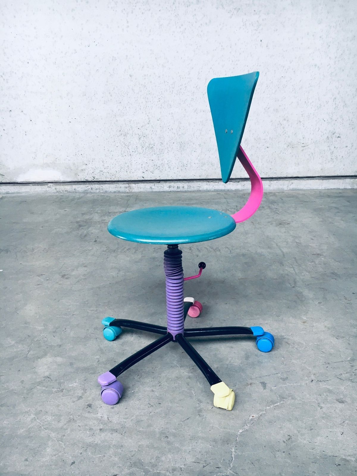 Bureaudraaistoel In Memphis Design Stijl, Jaren 1980, Veelkleurig photo 496.0