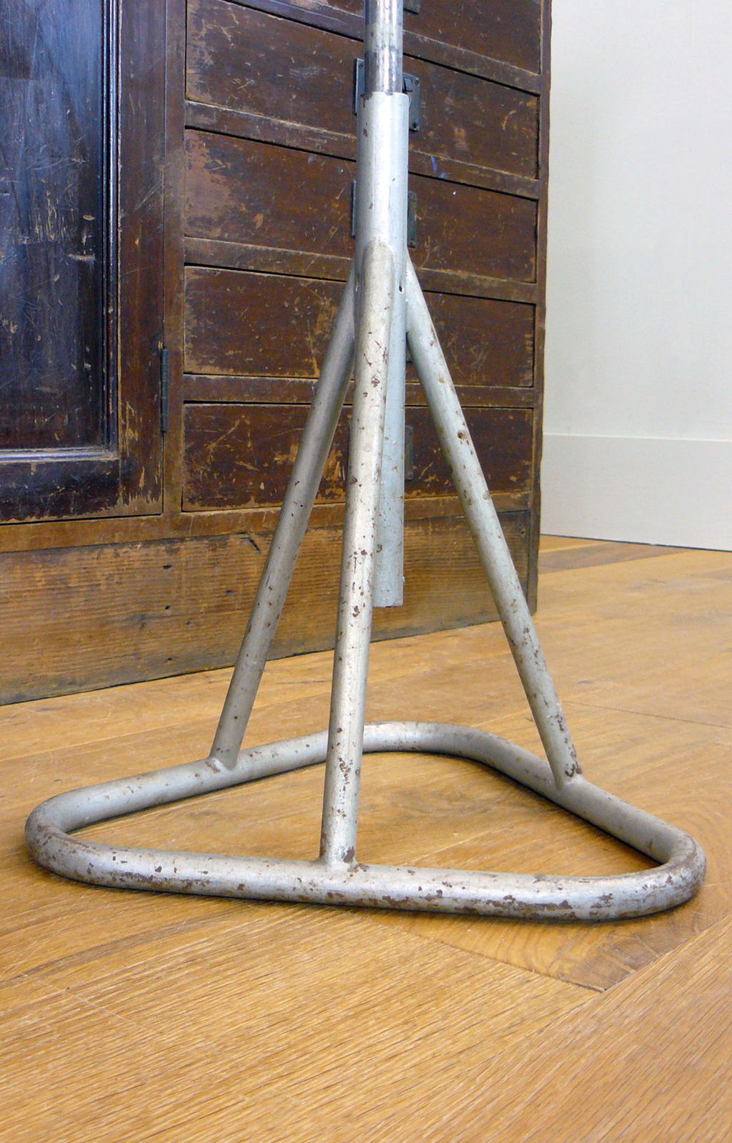 photo furniture 1930s Industrial Swivel Stool