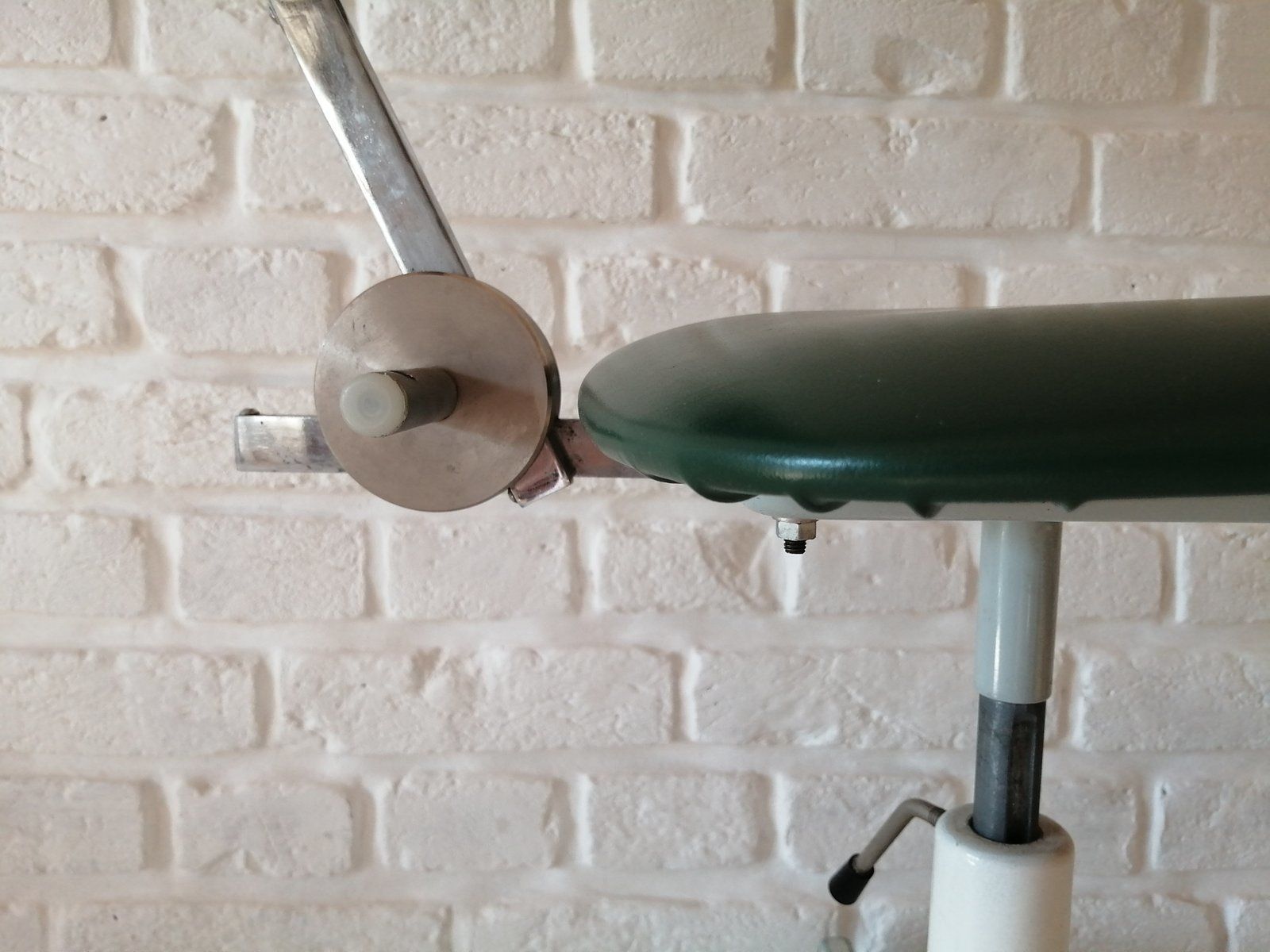photo furniture Kovona Stoel, Jaren 1970, Leer