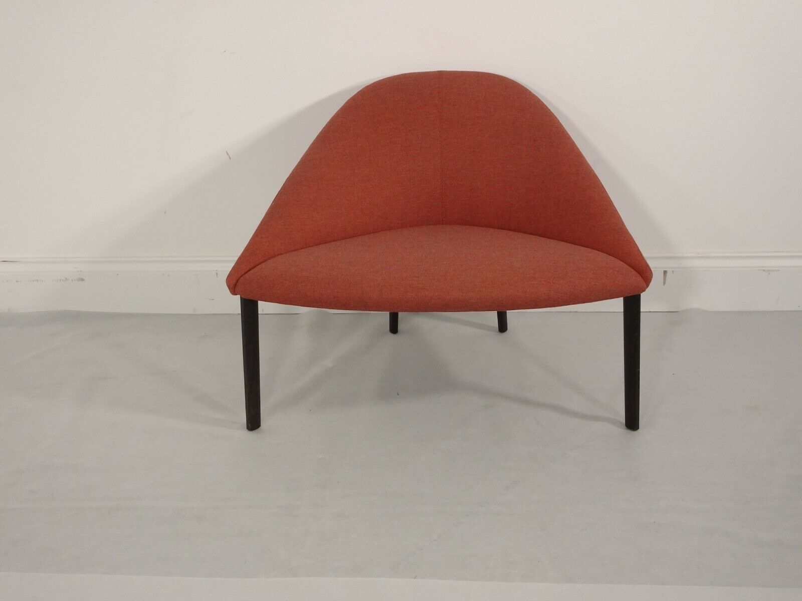 Immaculate Arper Colina 4 Legged Lounge Chair In Camira Mainline Flax Fabric photo furniture