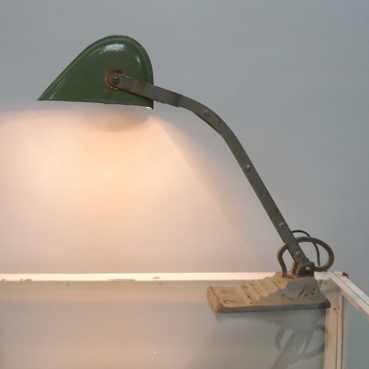 Banker's Lamp 1456 photo furniture