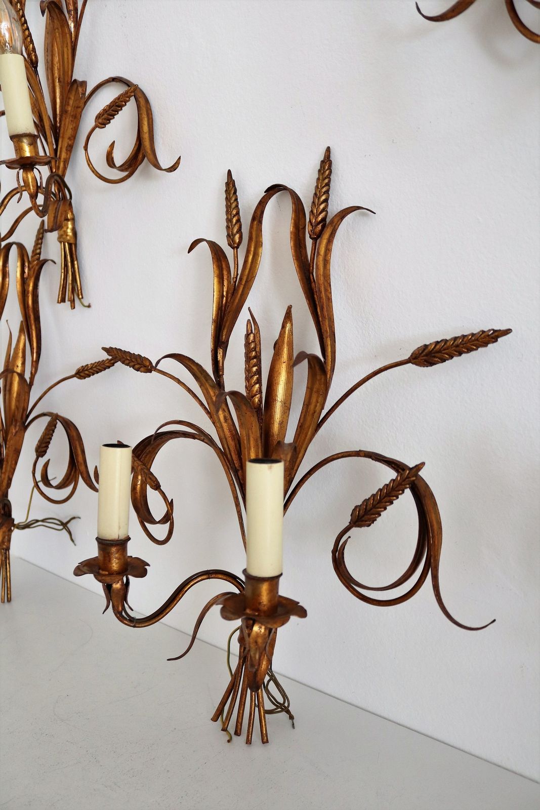 photo vinterior Italian Midcentury Gilt Tole Wall Sconces With Wheat Sheaf, 1950s, Set Of Five