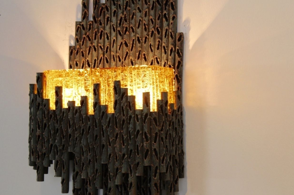 Brutalist Sculptural Wall Lamp By Marcello Fantoni photo vinterior