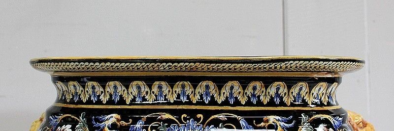 Gien Earthenware Planter With Polychrome Decorations, Late 19th / Early 20th Century photo 829.15