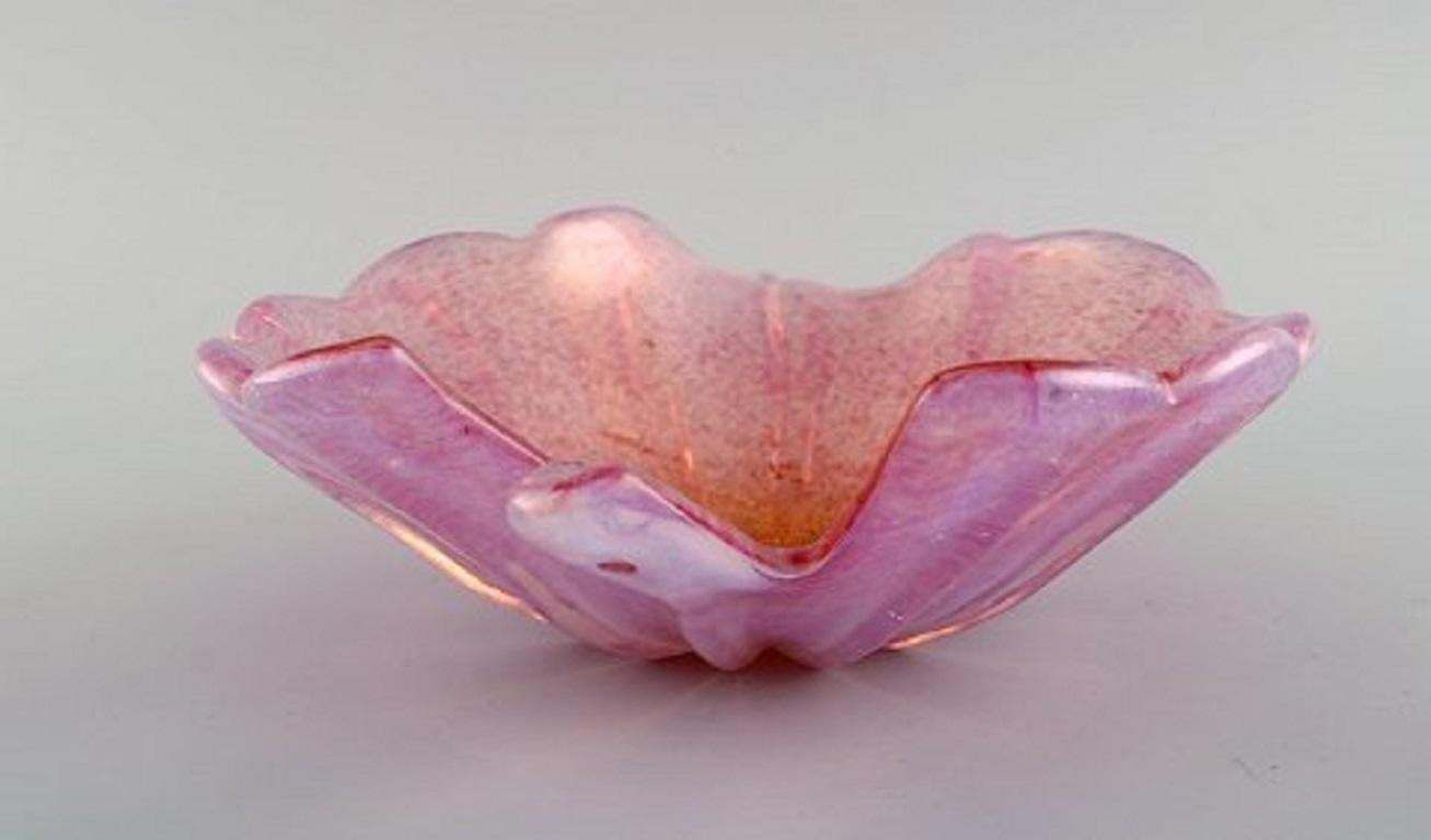 Barovier And Toso, Venice, Large Leaf Shaped Bowl In Pink Mouth Blown Art Glass photo vinterior