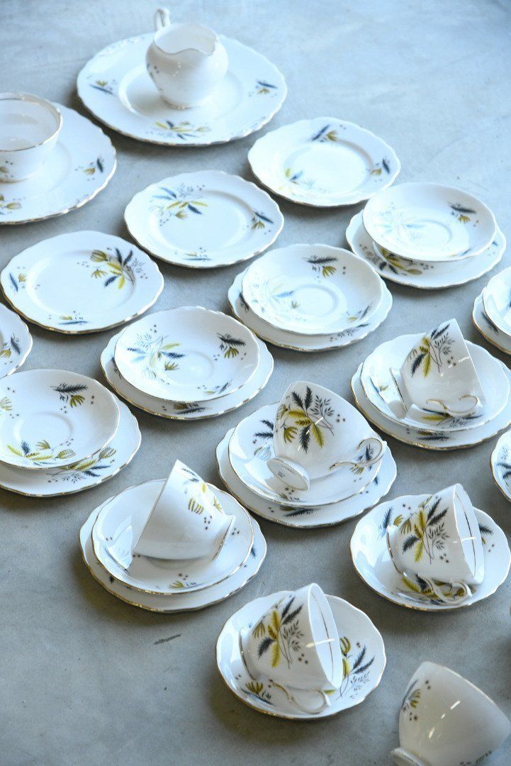 Colclough China Cups Saucers Plates Tea Set 12 Setting