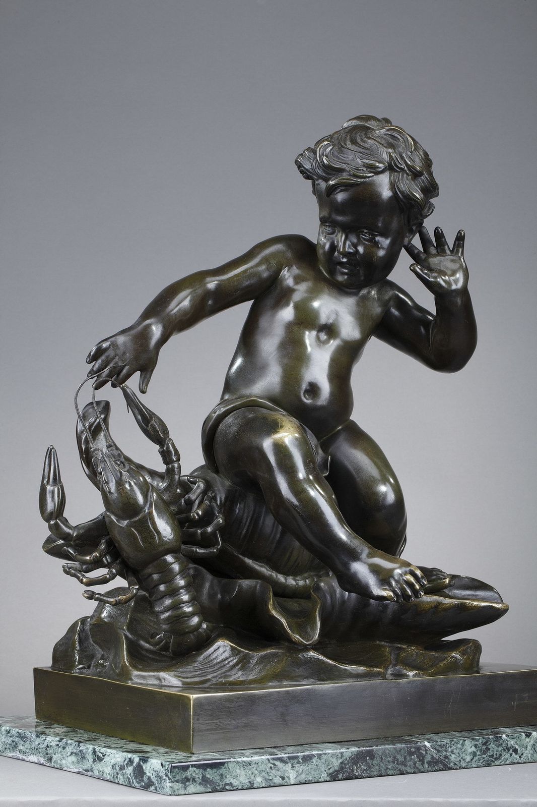 Sculpture en bronze « Child Pinched By A Crayfish », d'après Jean Baptiste Pigalle, XIXe siècle photo for sale
